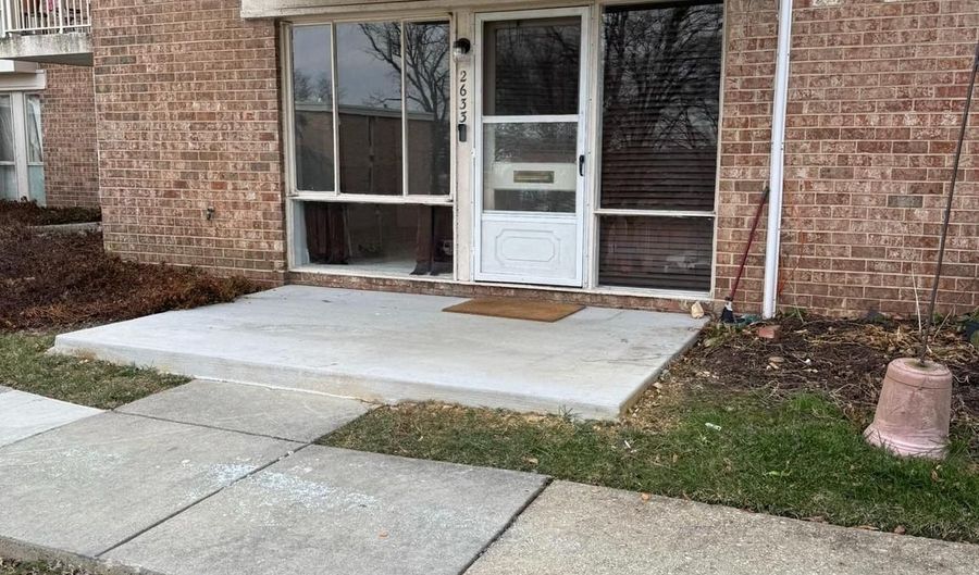 2633 FORT FARNSWORTH Rd 268, Alexandria, VA 22303 - 1 Beds, 1 Bath