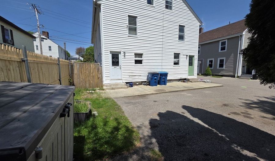 223 Main St 223, Blackstone, MA 01504 - 3 Beds, 1 Bath