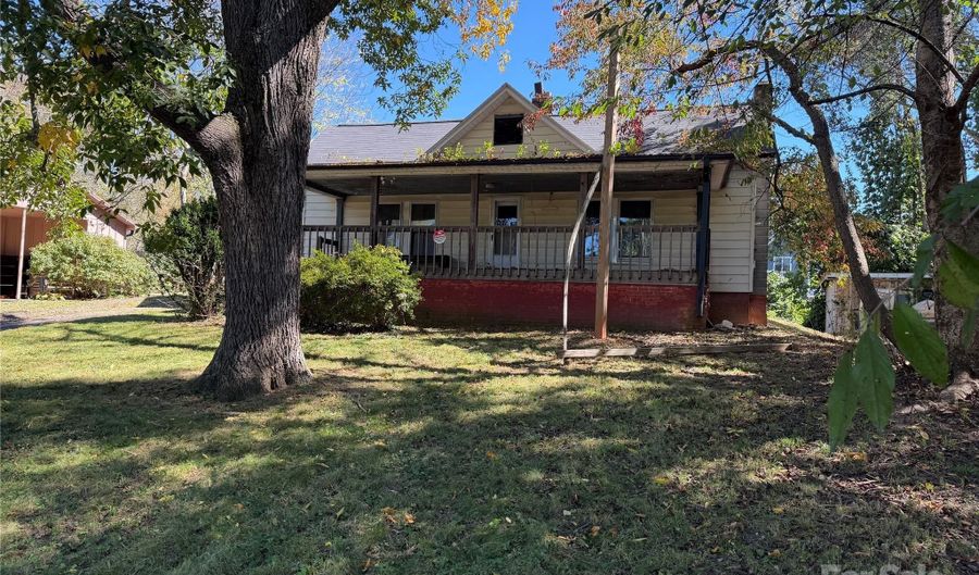 34 Bradley St, Asheville, NC 28806 - 0 Beds, 0 Bath