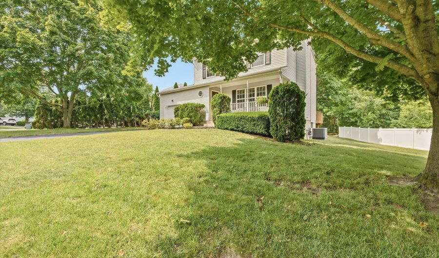 23 Pulaski Dr, Barnegat, NJ 08005 - 3 Beds, 2 Bath