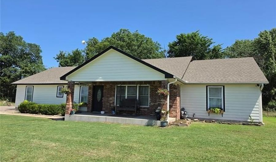 1102 Vinson Ln, Allen, OK 74825 - 4 Beds, 2 Bath