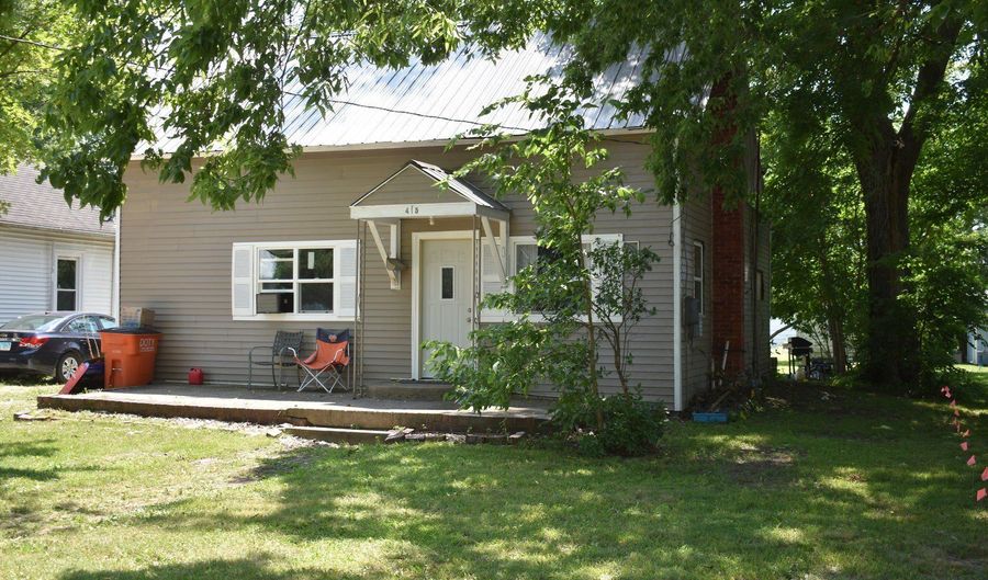 415 W Main, Arcola, IL 61910 - 2 Beds, 1 Bath