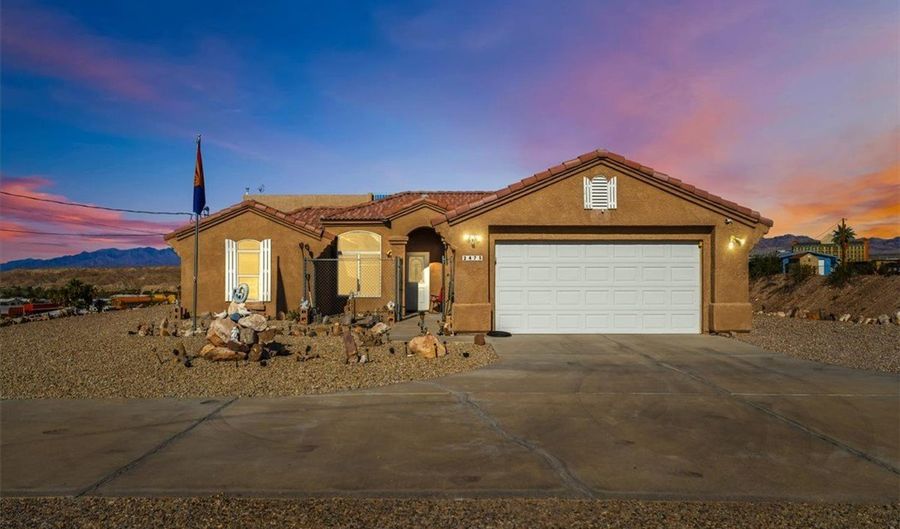 2475 Ripple Dr, Bullhead City, AZ 86429 - 3 Beds, 2 Bath