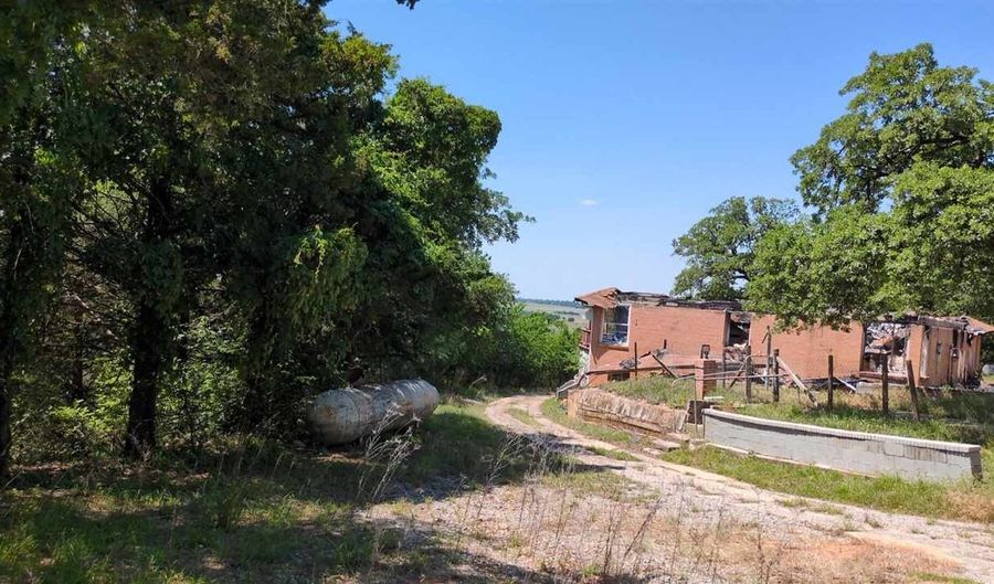 107 Hollar Rd, Anadarko, OK 73005 - 0 Beds, 0 Bath