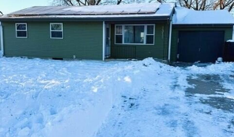 1311 Bluff St, Alden, IA 50006 - 3 Beds, 2 Bath