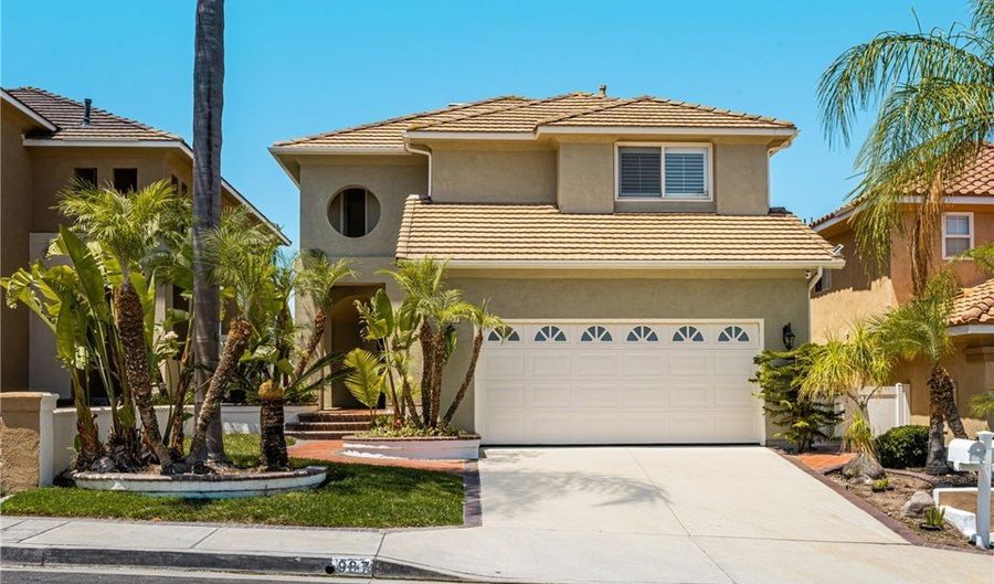 987 S Sedona Ln, Anaheim, CA 92808 - 4 Beds, 3 Bath