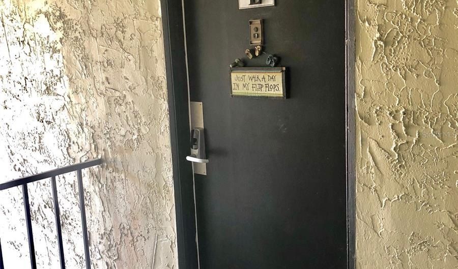 954 LAKE DESTINY Rd E, Altamonte Springs, FL 32714 - 2 Beds, 1 Bath