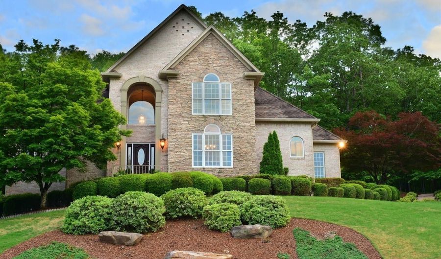 160 SHIRAZ St, Alabaster, AL 35007 - 3 Beds, 5 Bath