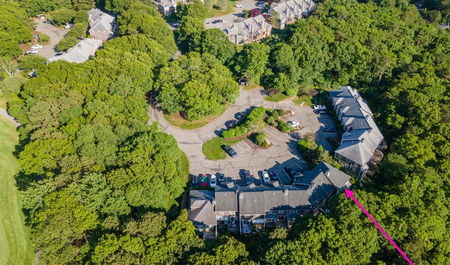 17 Harbor Hill Dr, Bourne, MA 02532 - 2 Beds, 2 Bath