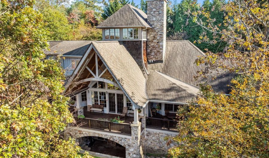 47 Cedar Hill Dr, Asheville, NC 28803 - 4 Beds, 6 Bath