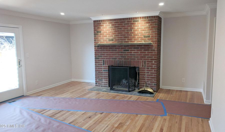 82 Cos Cob Ave, Cos Cob, CT 06807 - 3 Beds, 3 Bath