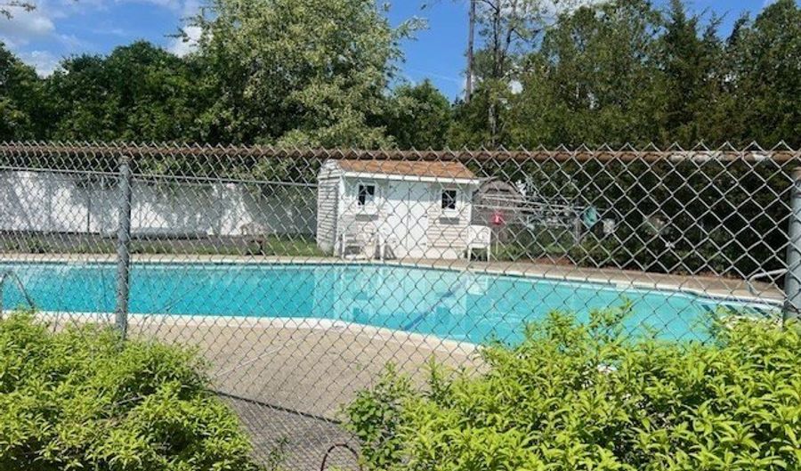 2 Markham C, Ayer, MA 01432 - 2 Beds, 2 Bath