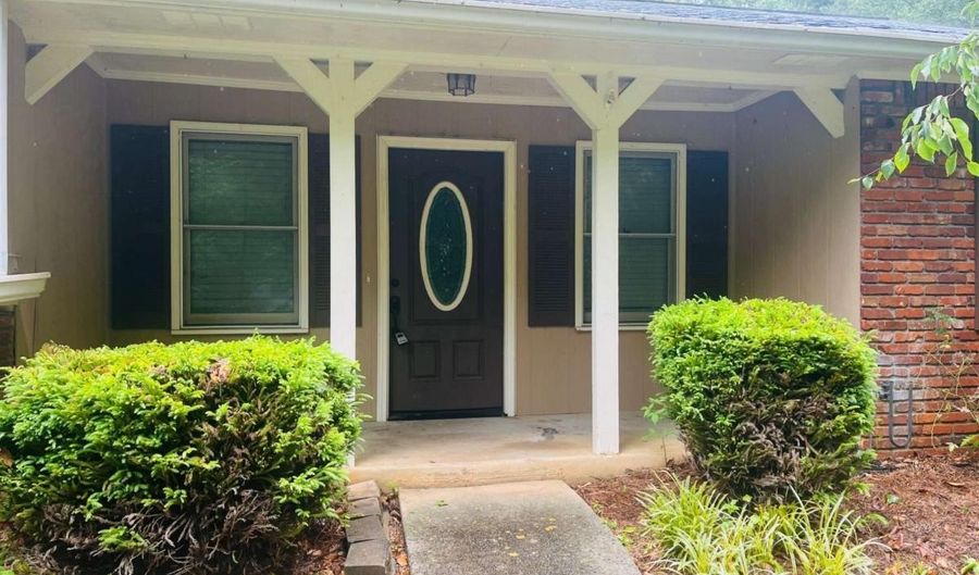 2472 Ramblewood, Acworth, GA 30102 - 4 Beds, 3 Bath