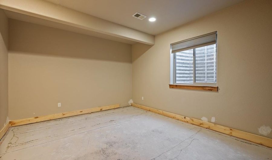 3815 BLUE SAGE Rd, Cheyenne, WY 82001 - 5 Beds, 3 Bath