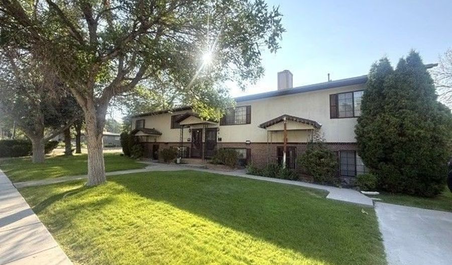 123 W Cedar St, Elko, NV 89801 - 8 Beds, 5 Bath