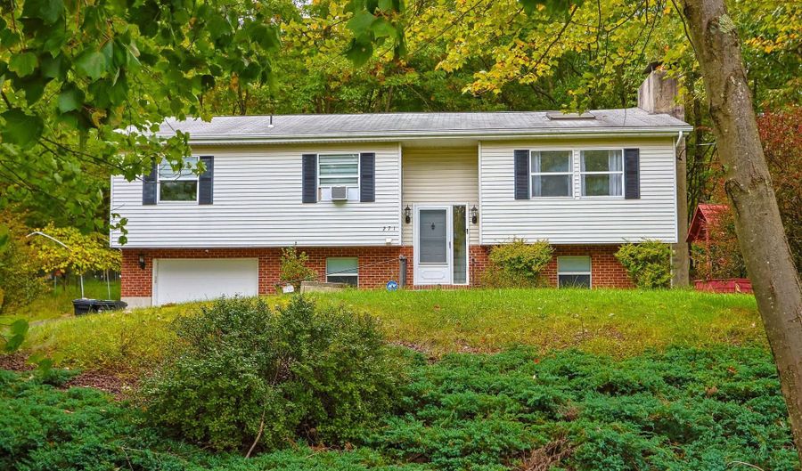 271 N SHORE Dr, Albrightsville, PA 18210 - 3 Beds, 3 Bath