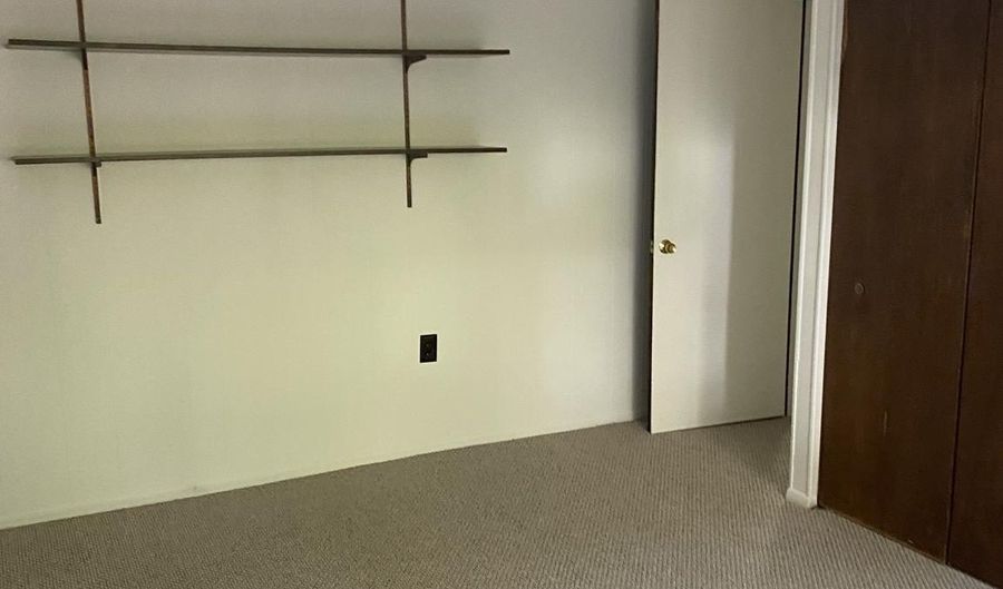 7036 BUXTON Ter, Bethesda, MD 20817 - 5 Beds, 3 Bath