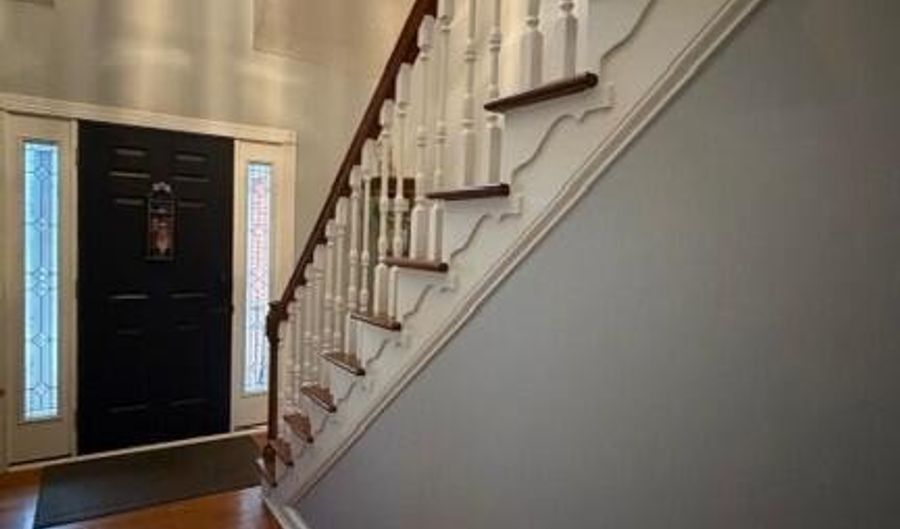 111 N Salem Dr, Bardstown, KY 40004 - 3 Beds, 4 Bath