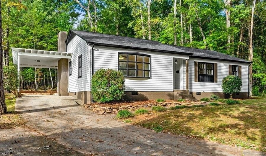 815 Trollinger Rd, Asheboro, NC 27203 - 3 Beds, 2 Bath