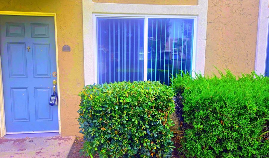 1240 N Broadway 5, Escondido, CA 92026 - 2 Beds, 2 Bath