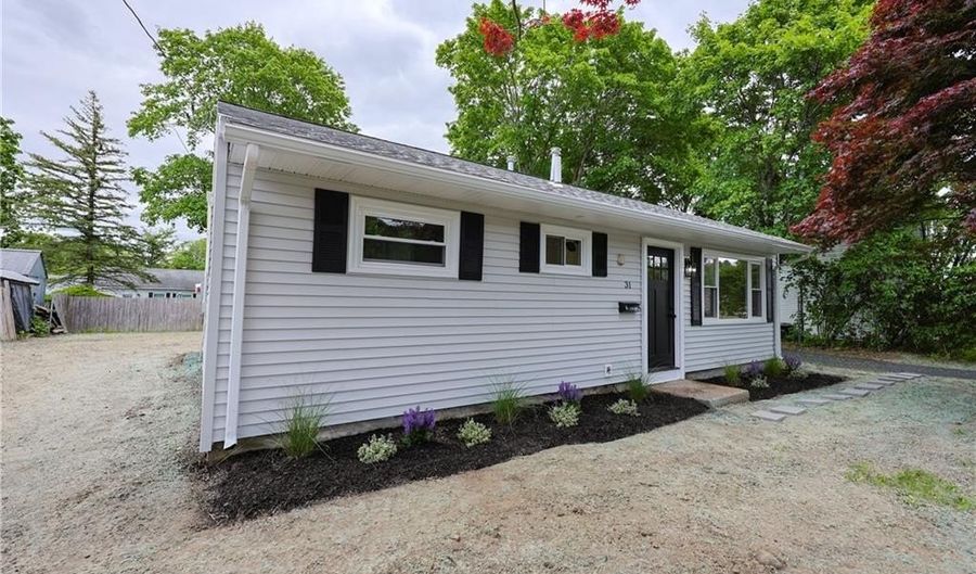 31 Forbes St, East Providence, RI 02915 - 3 Beds, 1 Bath