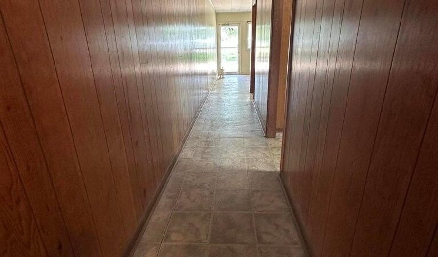 444 E Monticello St, Brookhaven, MS 39601 - 0 Beds, 1 Bath