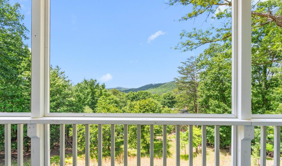 1259 Oakmont Dr, Asheboro, NC 27205 - 4 Beds, 4 Bath