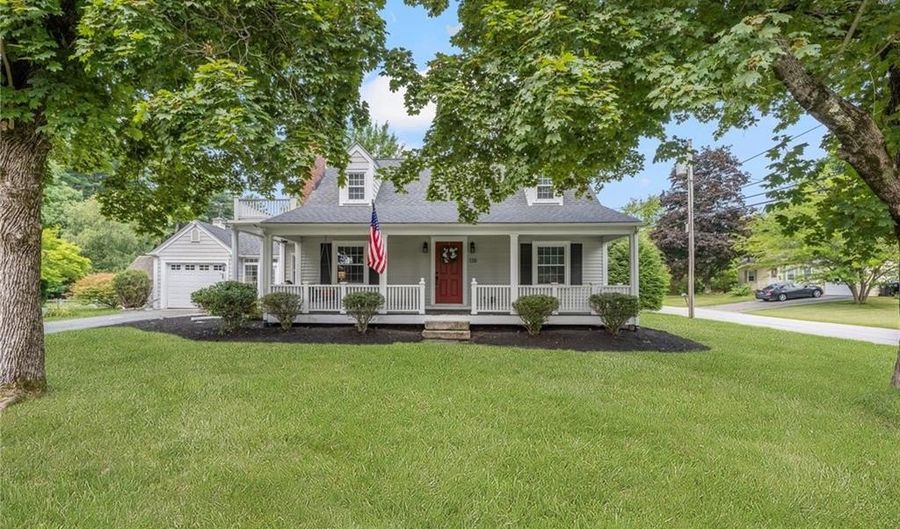 138 Homecrest Ave, North Smithfield, RI 02896 - 3 Beds, 2 Bath
