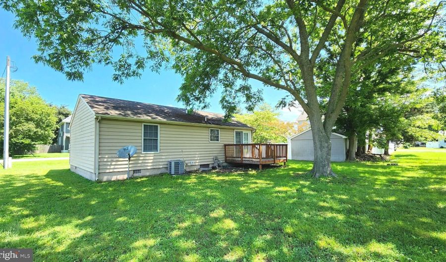 210 W HIGH St, Felton, DE 19943 - 3 Beds, 1 Bath