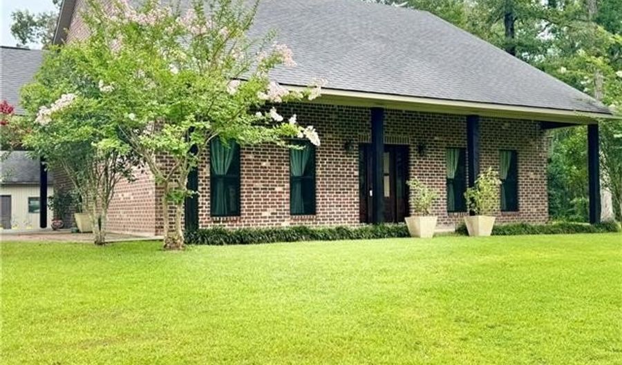 195 ROLAND PREUETT Rd, Bentley, LA 71407 - 3 Beds, 3 Bath