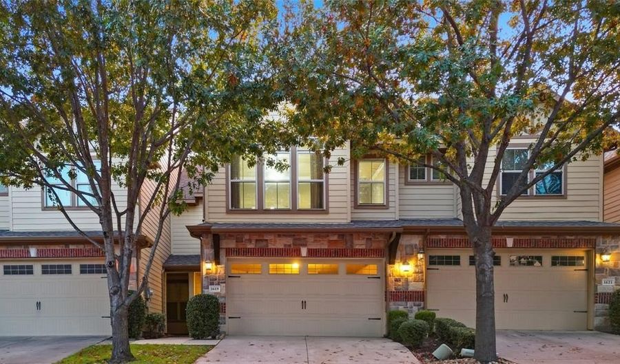 1619 Southwestern Dr, Allen, TX 75013 - 2 Beds, 3 Bath