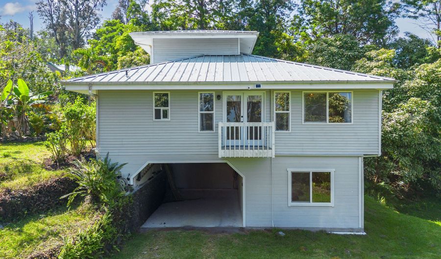 89-780 HUANUI St, Captain Cook, HI 96704 - 3 Beds, 3 Bath