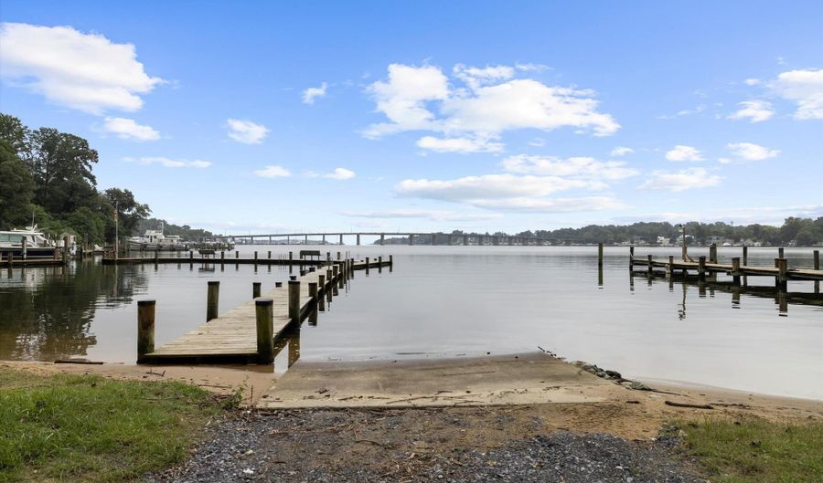 253 CAPE SAINT JOHN Rd, Annapolis, MD 21401 - 3 Beds, 3 Bath
