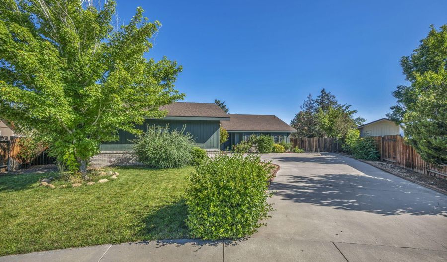 620 Renee Ct, Gardnerville, NV 89460 - 3 Beds, 2 Bath