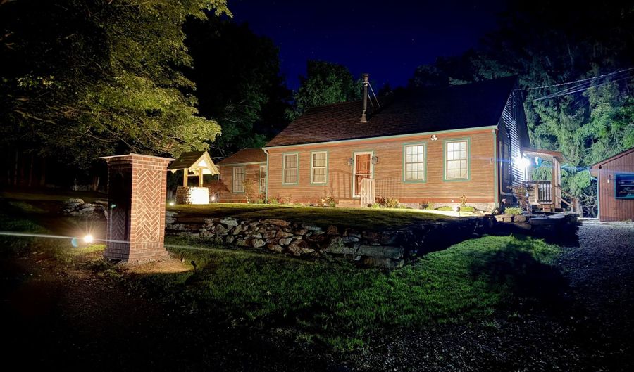288 Bedlam Rd, Chaplin, CT 06235 - 3 Beds, 1 Bath