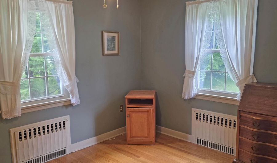 72 Green Mdw, Brattleboro, VT 05301 - 3 Beds, 2 Bath