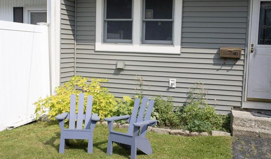 70 Mount Desert Dr, Bangor, ME 04401 - 3 Beds, 2 Bath
