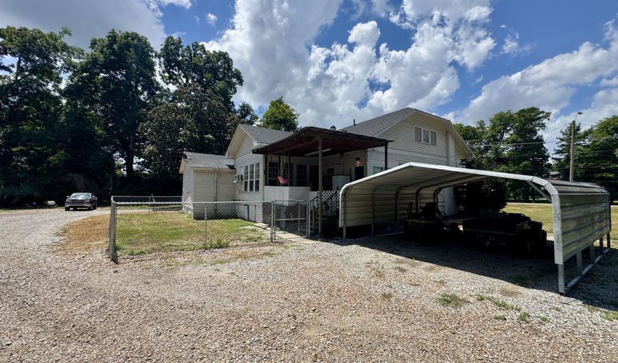 501 E Preston St, Benoit, MS 38725 - 3 Beds, 2 Bath