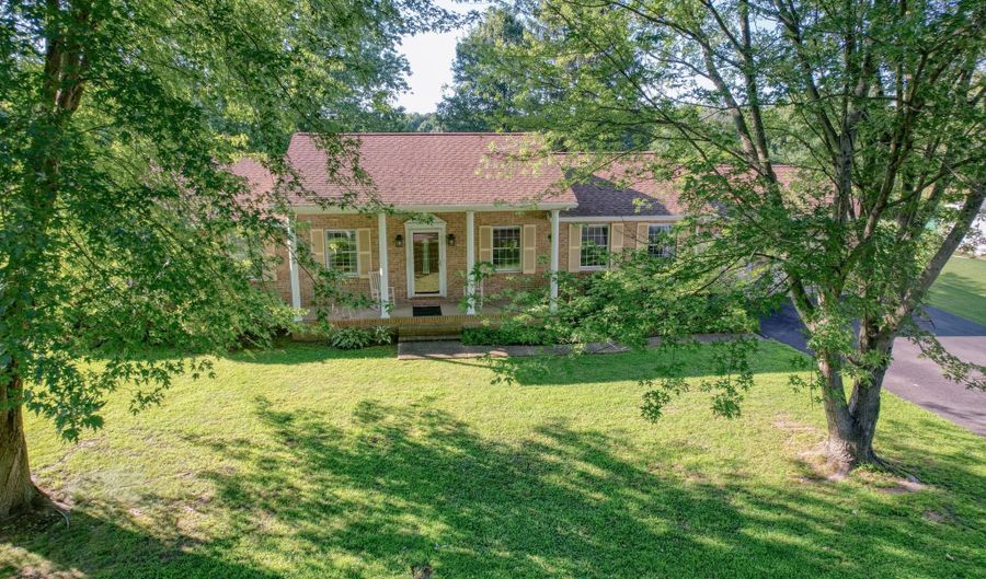 90 SHELTERWOOD Ln, Dover, DE 19904 - 3 Beds, 2 Bath