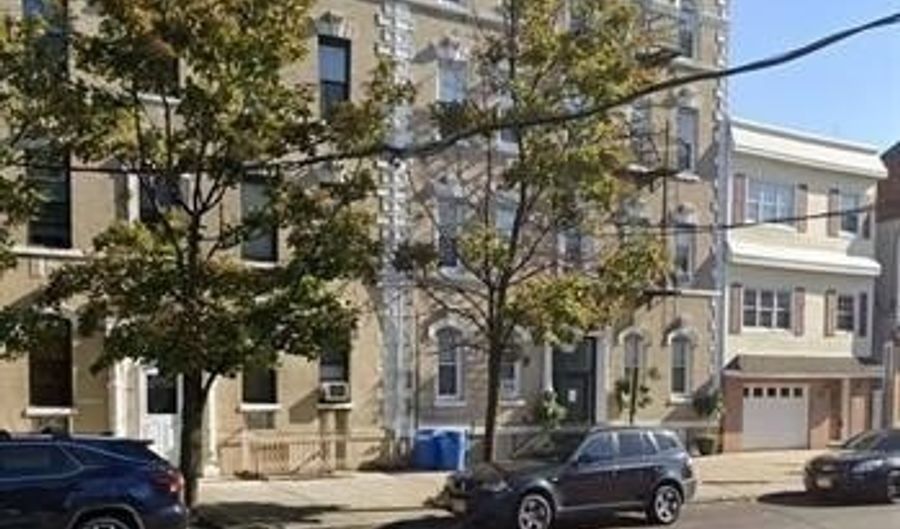 514 JOHN F KENNEDY Blvd 2, Bayonne, NJ 07002 - 2 Beds, 1 Bath