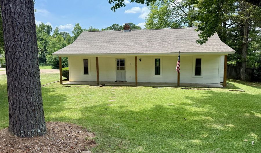 124 Sara Dr, Brandon, MS 39042 - 3 Beds, 2 Bath