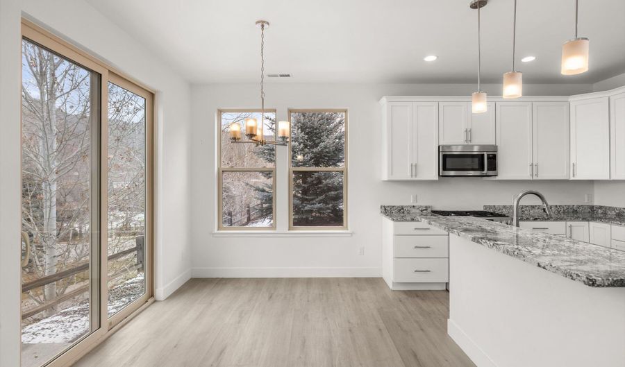 1 EAGLE CLAW Cir, Glenwood Springs, CO 81601 - 3 Beds, 2 Bath