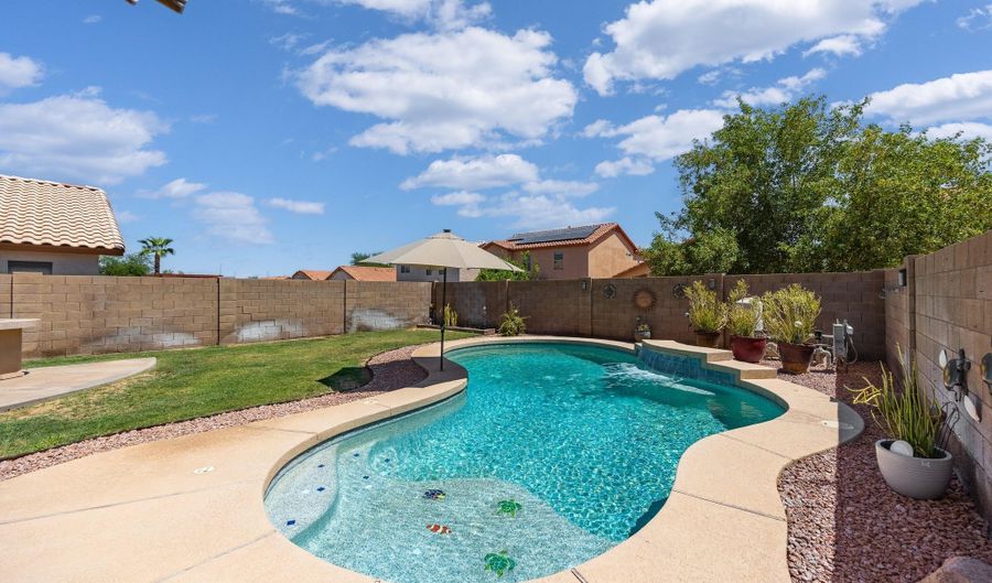 12535 W EDGEMONT Ave, Avondale, AZ 85392 - 4 Beds, 3 Bath