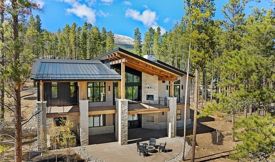 226 BARTON Way, Breckenridge, CO 80424 - 5 Beds, 7 Bath