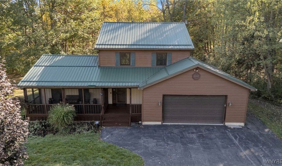 11142 Crego Rd, Akron, NY 14001 - 3 Beds, 3 Bath
