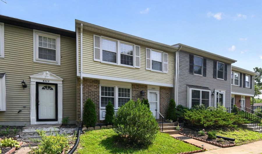 8307 PONDSIDE Ter, Alexandria, VA 22309 - 3 Beds, 3 Bath