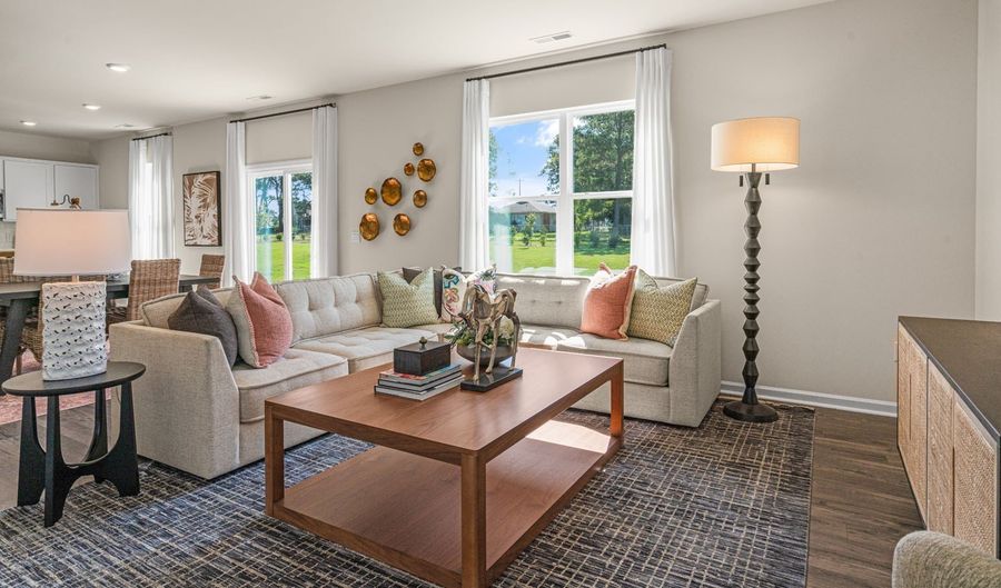 Farrell Pkwy Plan: CALI, Aberdeen, NC 28315 - 4 Beds, 2 Bath