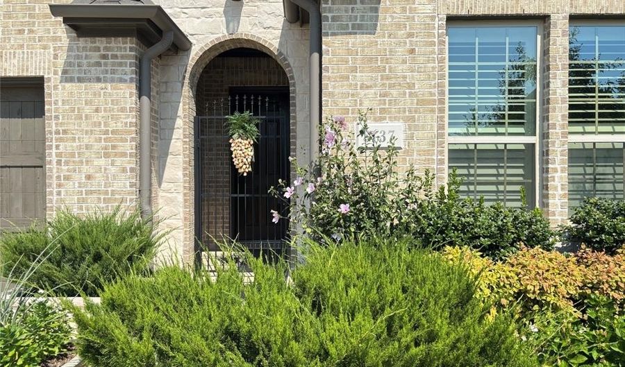 8137 Maybury, The Colony, TX 75056 - 3 Beds, 3 Bath