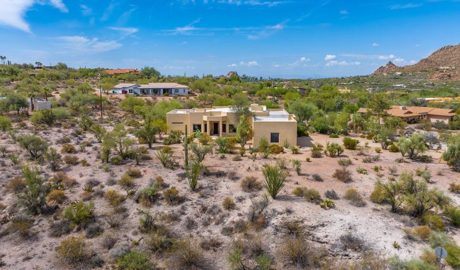 37095 N Bloody Basin Rd, Carefree, AZ 85377 - 4 Beds, 3 Bath