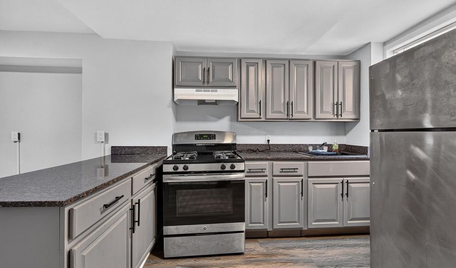 2012 ETTING St, Baltimore, MD 21217 - 2 Beds, 1 Bath